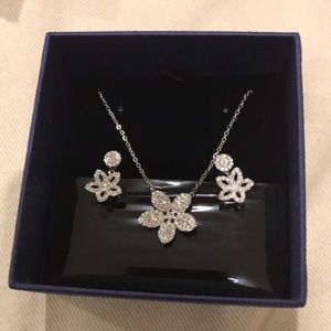 Brand new Swarovski crystal jewelry set